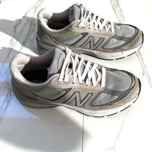 New Balance 990v5 Sneakers